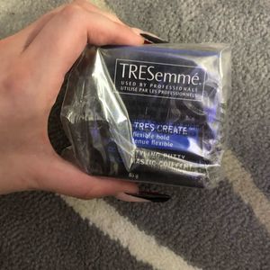 TRESemm’e Styling Putty NWT